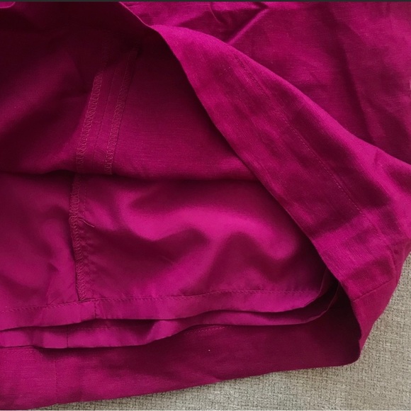Banana Republic Magenta Skirt - Size 10 - Picture 4 of 4